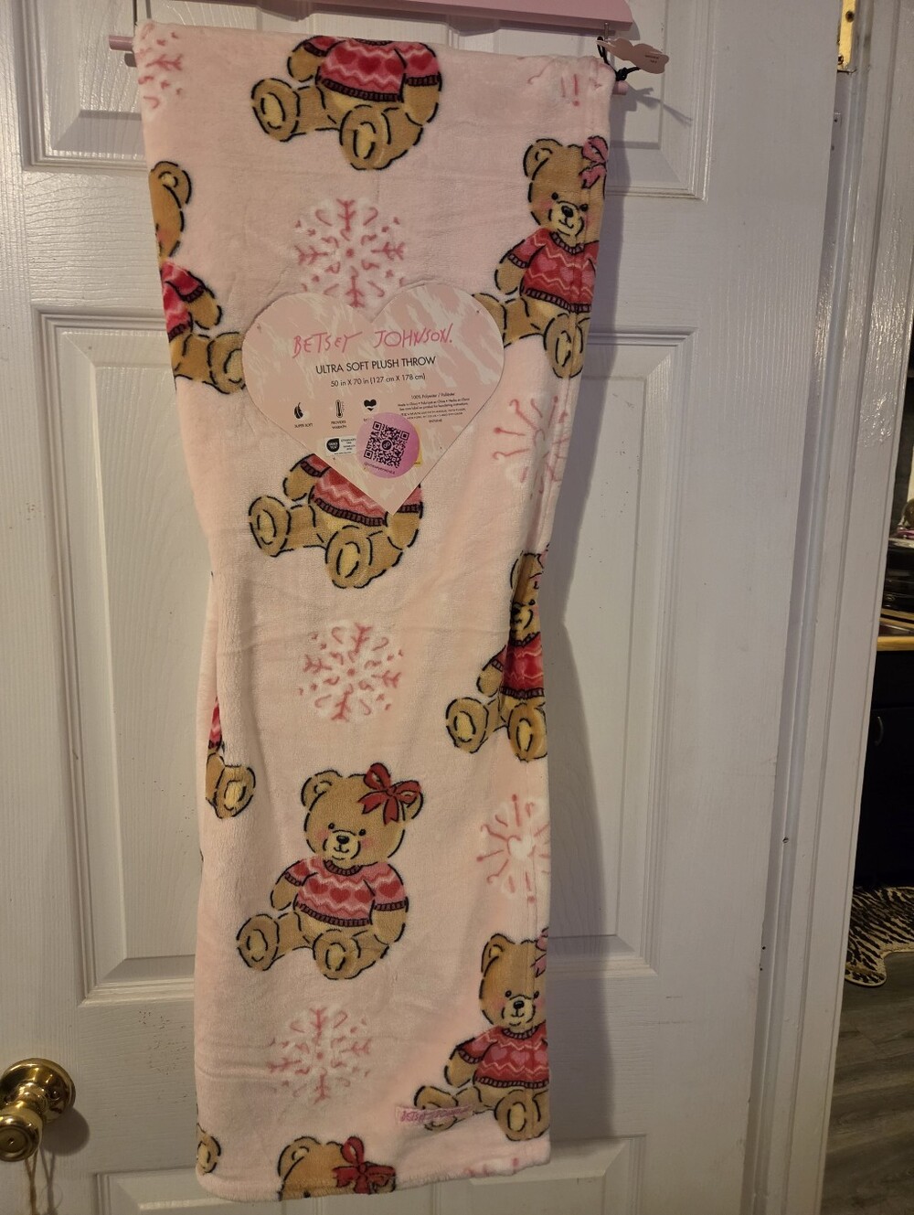 Betsey Johnson NWT Plush Throw - Sweater Bear